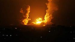 صاروخ فلسطيني يتسبب في اندلاع حريق ضخم بميناء اسدود فيديو