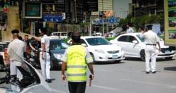 حملات موسعه بمحاور القاهره والجيزه لرصد مخالفى قواعد المرور