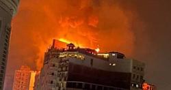 حريق في الطابق الاخير بفندق بانوراما بطنطا والدفع بسيارات اطفاء فيديو