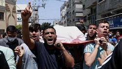 استشهاد 7 فلسطينيين في مواجهات عنيفه مع الاحتلال بالضفه الغربيه
