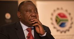 رئيس جنوب افريقيا يوقف وزير الصحه عن العمل اثر فضيحه فساد